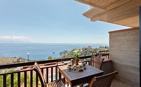 Taormina Panoramic Seaview Apartment